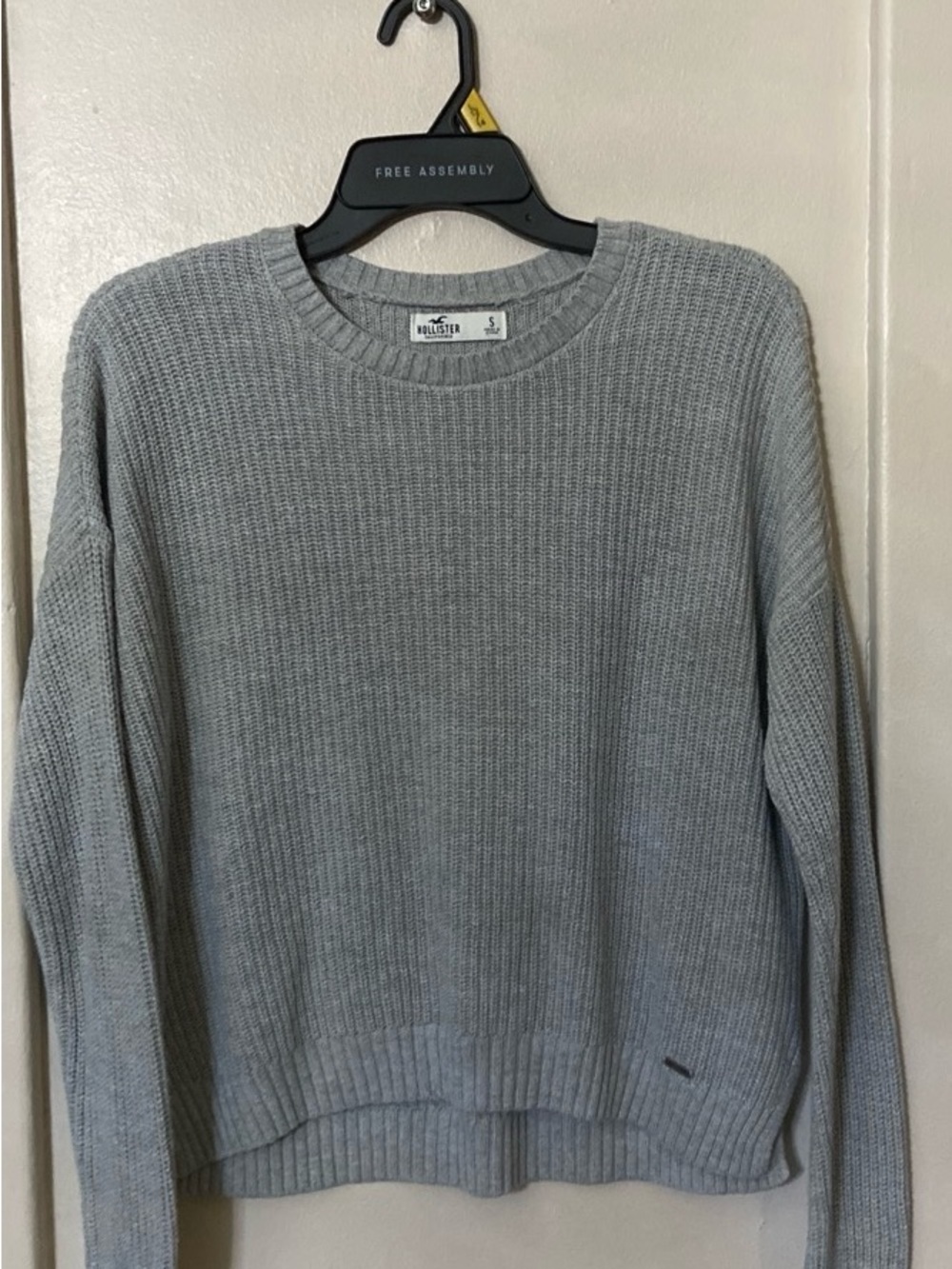 Hollister Light Gray Women's Crewneck Sweater